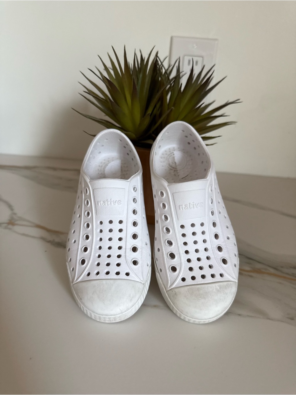 Native Kids Slip-On Water Shoes in White